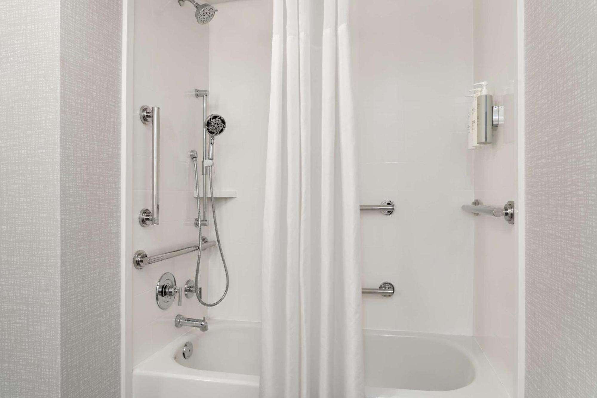 Hotel Hampton Spring Fayetteville